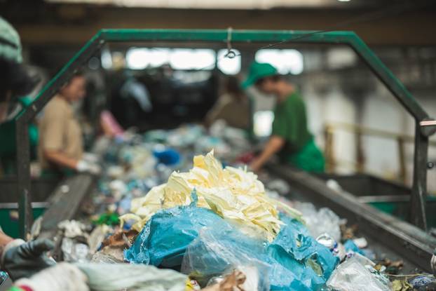 Sustainable,Waste,Management:,Sorting,Plastic,Waste,At,Recycling,Centers,For