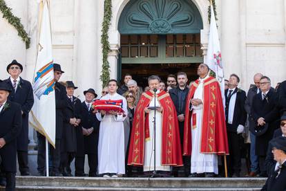 U Dubrovniku je spuštanjem barjaka završena 1052. festa svetog Vlaha