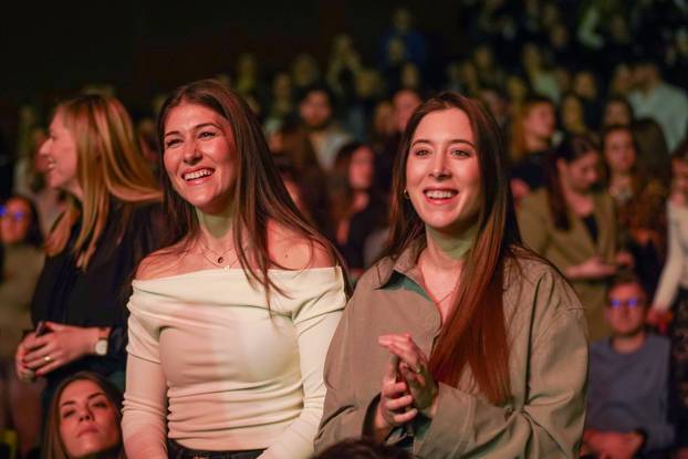 Zagreb: Adi Sose održao koncert u rasprodanoj dvorani Lisinski