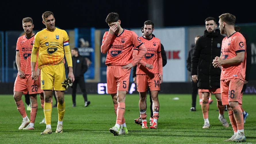 Slaven Belupo i Osijek sastali se u polufinalu Hrvatskog nogometnog kupa