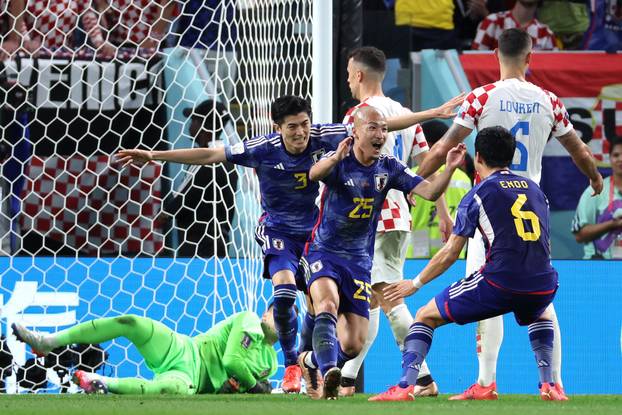 KATAR 2022 - Japanski nogometaši slave pogodak za vodstvo protiv Hrvatske