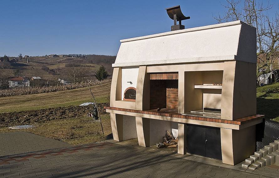 Želite roštilj u dvorištu? Razmislite o 5 važnih pitanja