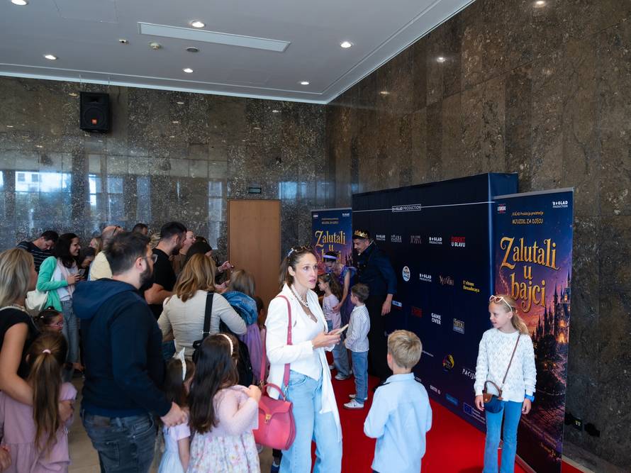 Novi mjuzikl 'Zalutali u bajci' oduševio je djecu, ali i roditelje
