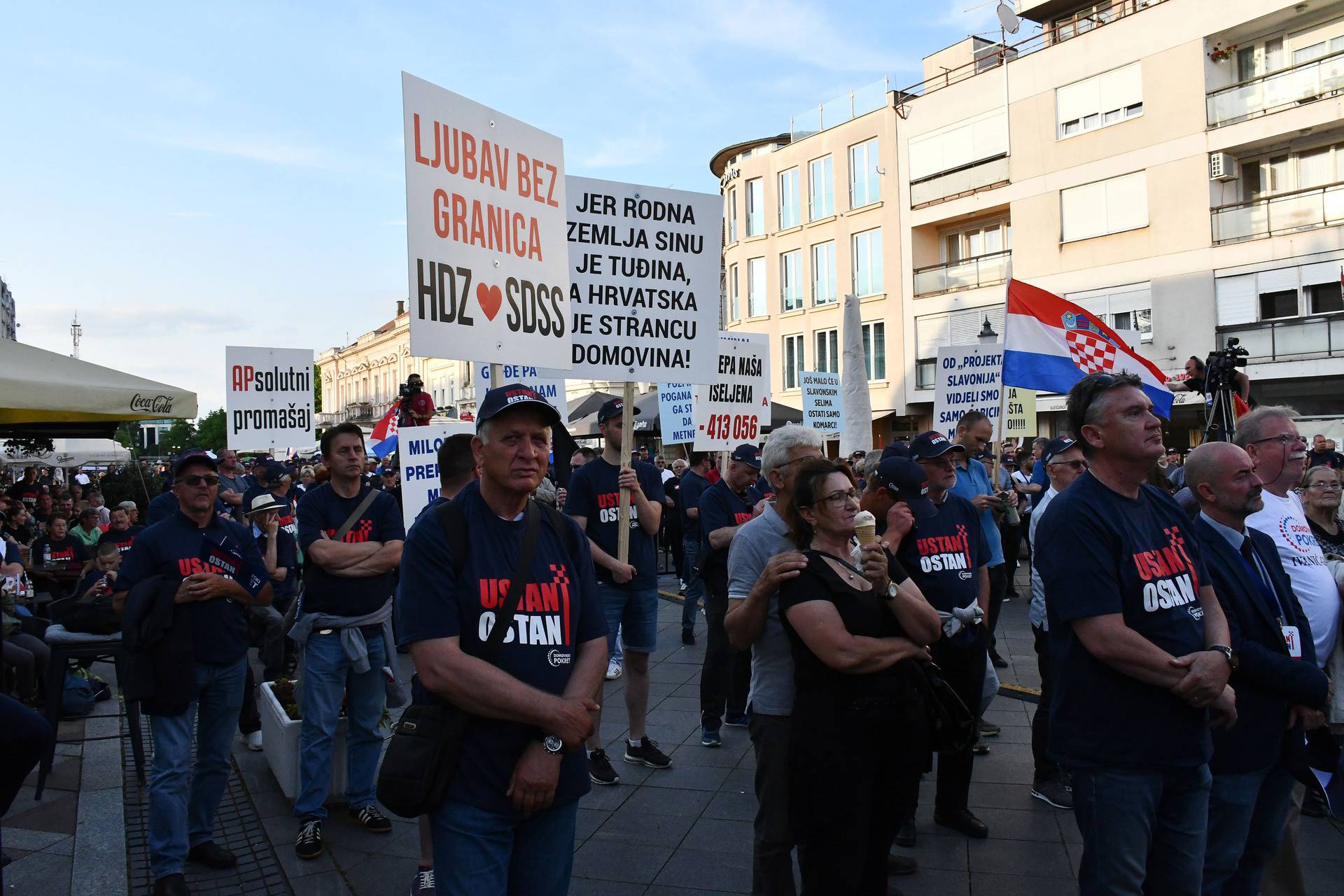 Slavonski Brod: Veliki skup Domovinskog pokreta pod nazivom "Ustani i ostani"