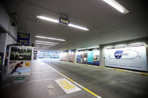 Autobusni kolodvor Zagreb gotovo je prazan