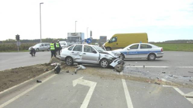 Teška prometna nesreća kod Tordinaca, ima i ozlijeđenih...
