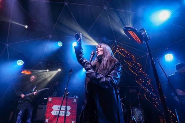 Samobor: Koncertom Vesne Pisarović otvoren je ovogodišnji Advent