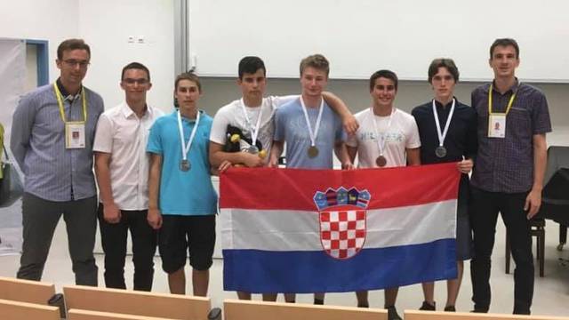 Hrvatski đaci na matematičkoj olimpijadi osvojili pet medalja