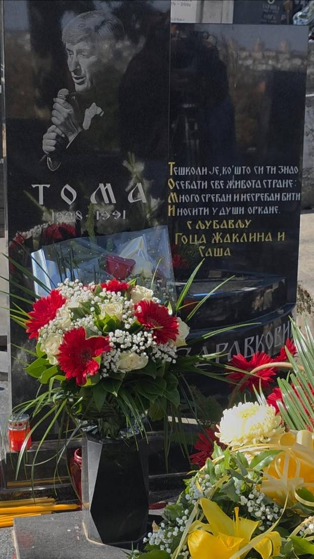 Beograd: Obilje&zcaron;ena 35. godišnjica smrti pjeva&ccaron;a Tome Zdravkovi&cacute;a