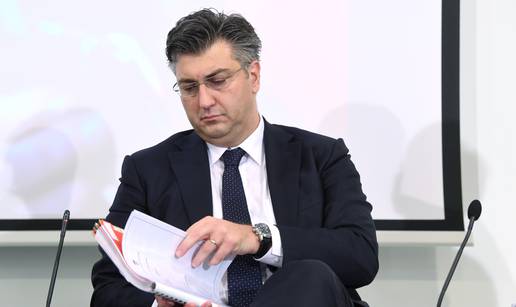 Plenković o nabavi aviona: Za sada još vrednujemo ponude...