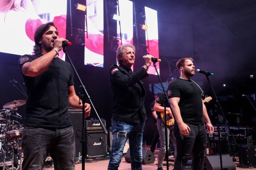 Frankfurt: Hrvatska noć u Suwag Energie Areni