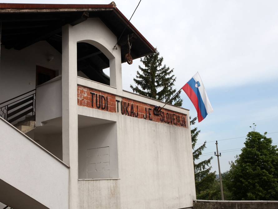 Cerar se ograđuje od Jorasa:  'Slovenija u tome ne sudjeluje'