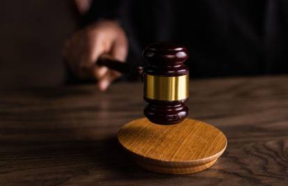 Bivše državne odvjetnice osudili su na uvjetne kazne zbog pogodovanja sinu  šefa policije