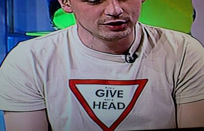 Voditelj dječje emisije obukao majicu s natpisom "Popuši mi"