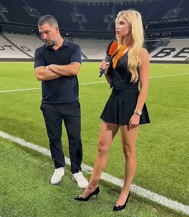 FOTO Srnin kolega pokušao je sve. Samo da ne pogleda u nju