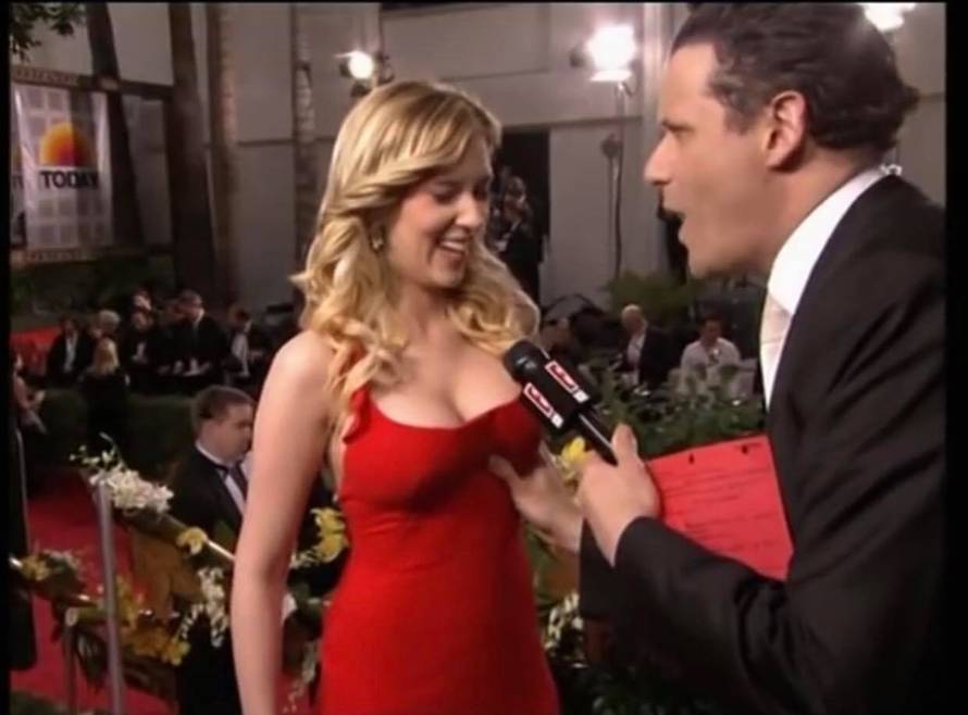 VIDEO Opet kruži degutantna snimka: Scarlett grabio za grudi