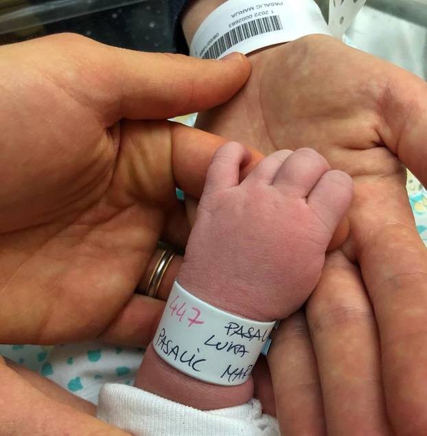 FOTO 'Vatreni' nosi njenu fotku na svakoj utakmici. Prohodali su kao tinejdžeri i isti dan slave