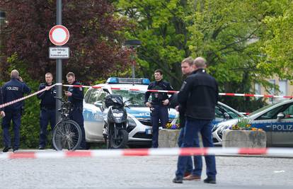 Pucnjava u berlinskoj bolnici, policija napadača ranila u nogu