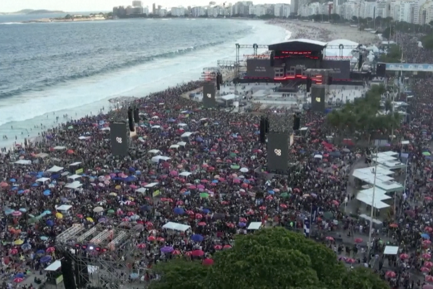 Prevented a bombing at the Lady Gage concert in Brazil: there were as many as two million people!