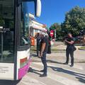 VIDEO Bulj zavezanih očiju zaustavio autobus Prometa Makarska: 'Ugrožavaju djecu...'