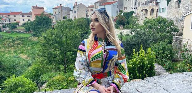 FOTO Doktorica Petra zvijezda je reality showova. Evo kako je izgledala prije desetak godina