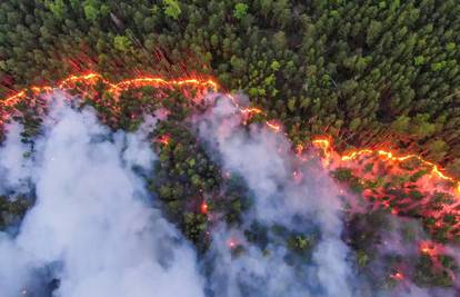 U Sibiru 187 požara: Vatra je došla do najhladnijeg grada na svijetu, otapa se i permafrost