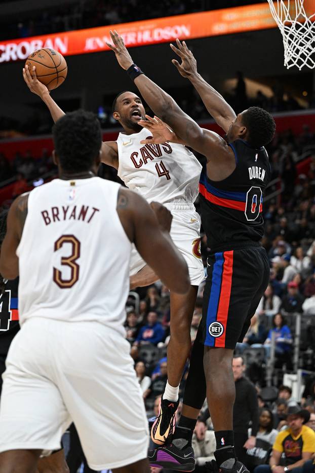 NBA: Cleveland Cavaliers at Detroit Pistons