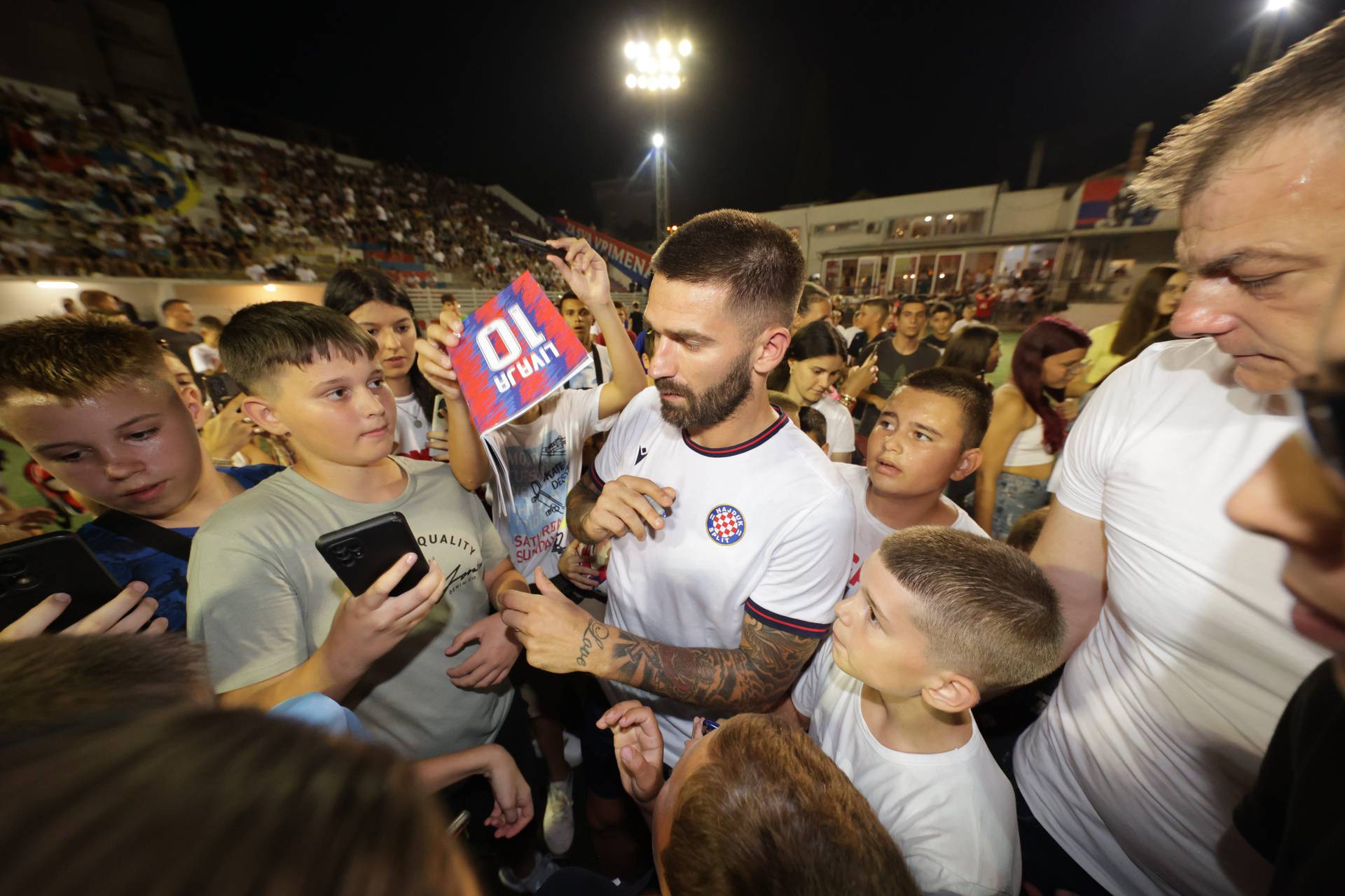 Split: Torcida kup, druženje navijača i prve momčadi Hajduka