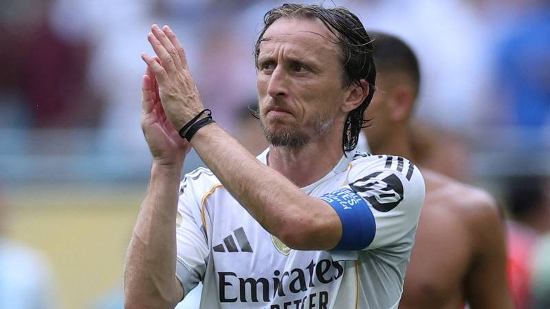 Španjolci: Modrić će se vratiti u Real, prihvatio je ideju Pereza