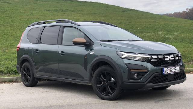 Testirali smo Jogger Hybrid: Kakva je prva hibridna Dacia?