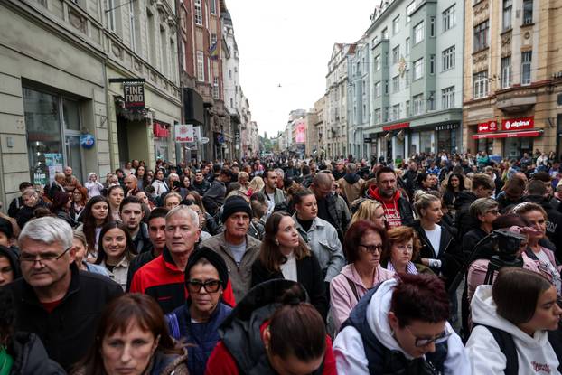 Sarajevo: Okupljanje građana u čast Halidu Bešliću