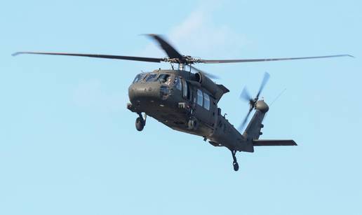 FOTO Zagrebom preletjeli Black Hawk, Rafalei i helikopteri: Evo kako izgleda proba za mimohod