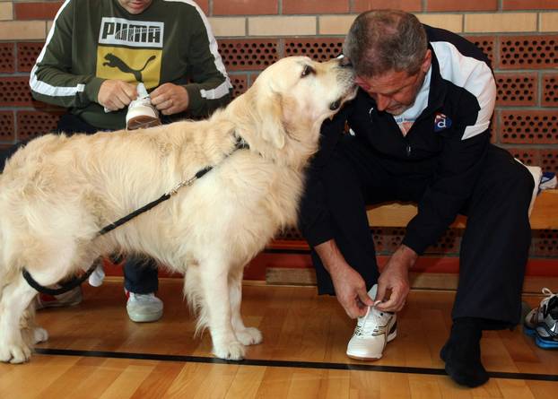 Zagreb: Gradona?elnik Bandi? od svog Rudija dobiva samo ljubav i nježnost