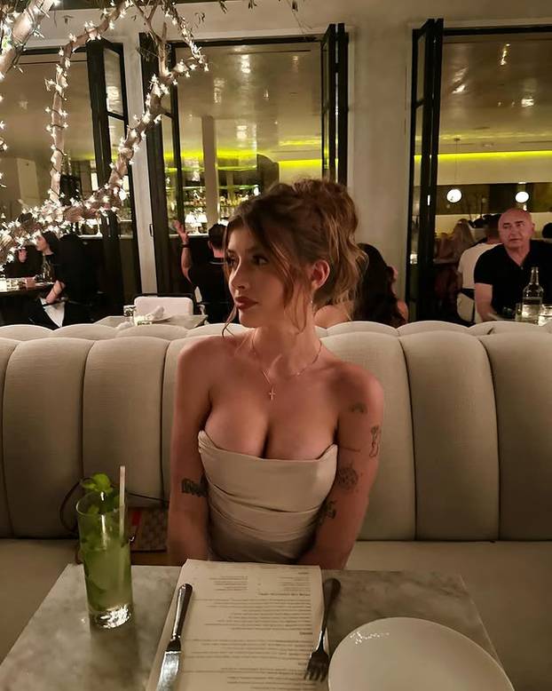 FOTO Od slavnih roditelja do vruće zvijezde Instagrama - ova influencerica ne zna za granice