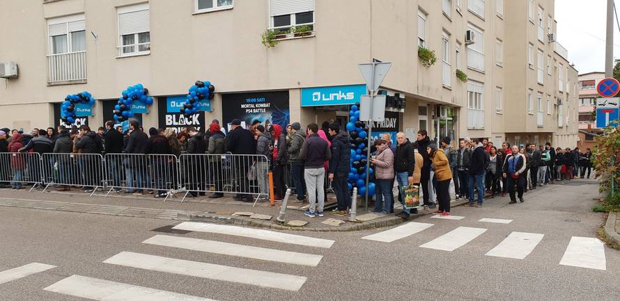 Black Friday ludilo u Zagrebu: U redu zbog jeftinih laptopa...