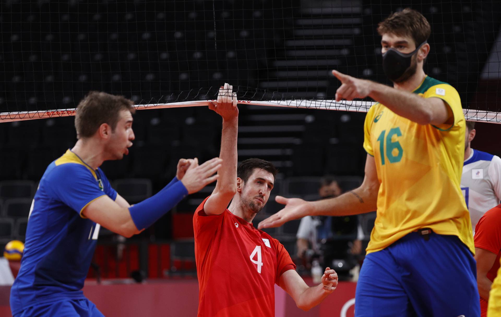 Volleyball - Men's Semifinal - Brazil v The Russian Olympic Committee