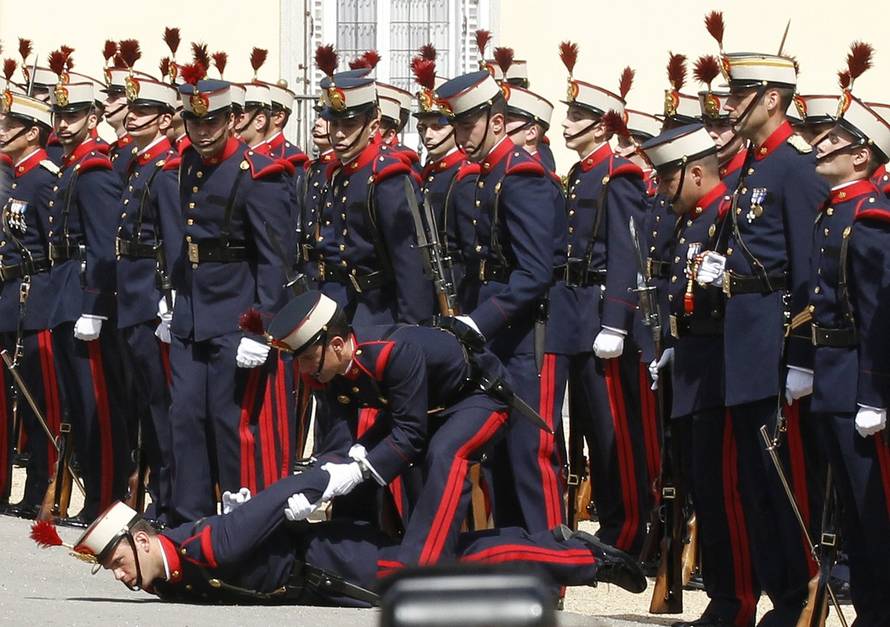 REUTERS/PXL