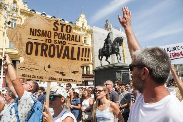 Tisuće prosvjednika preplavile središte Zagreba zbog otpada u Lici