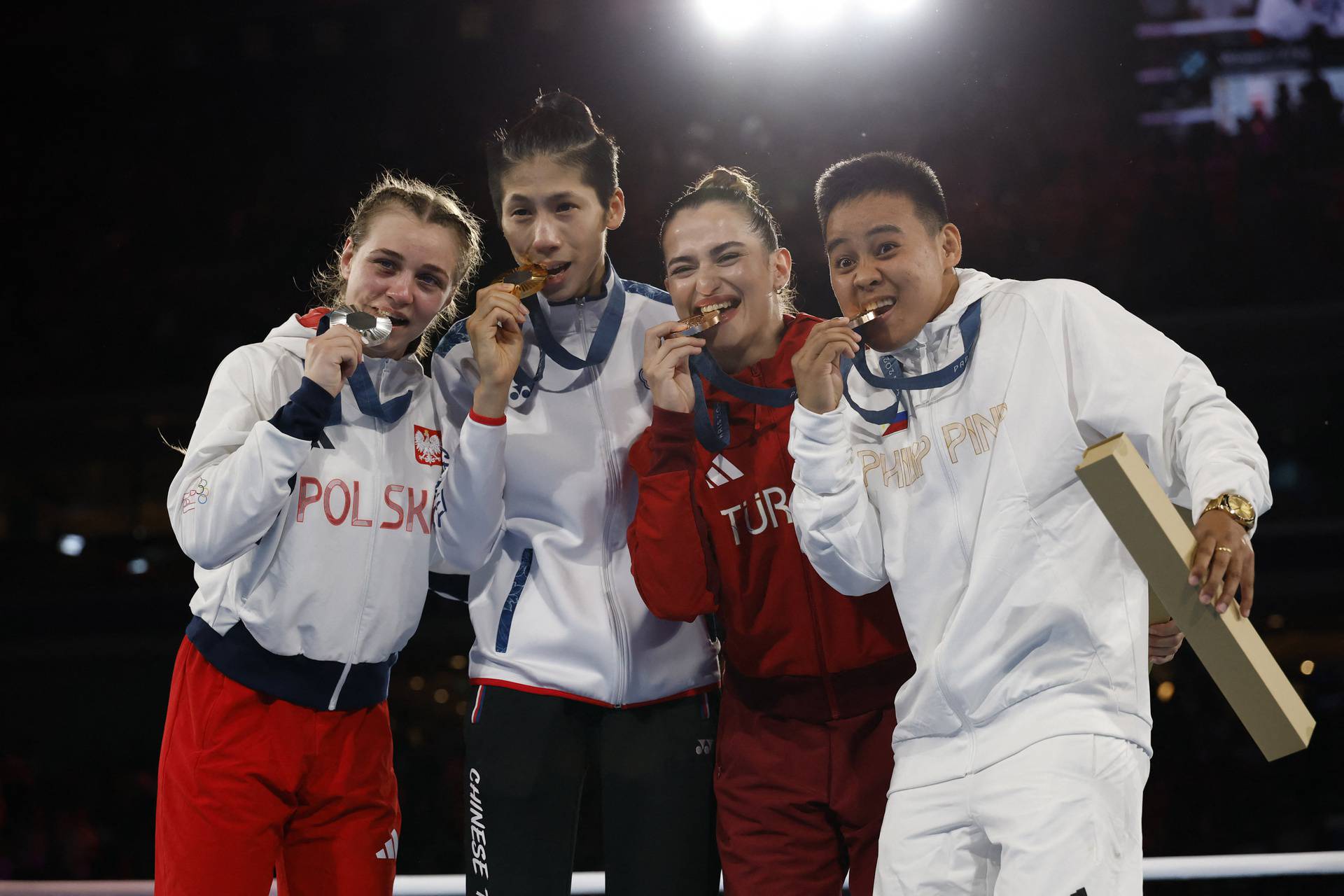 Boxing - Women's 57kg - Victory Ceremony