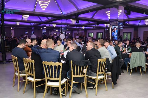 FOTO Dinamo održao Plavu noć u Hercegovini, Bobanu ovacije: 'Ne trebam vam ja da ga volite'