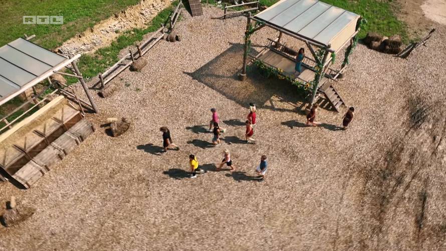 Počinje nova faza natjecanja u 'Farmi': Darko se vratio pa se svi podijelili u dvije obitelji...