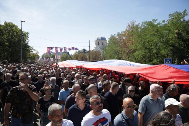 Beograd: Sprovod ratnog zločinca Ratka Mladića