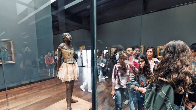 27,July,2019,,Orsay,Museum,,Paris,,France:,Visitors,Walk,Through