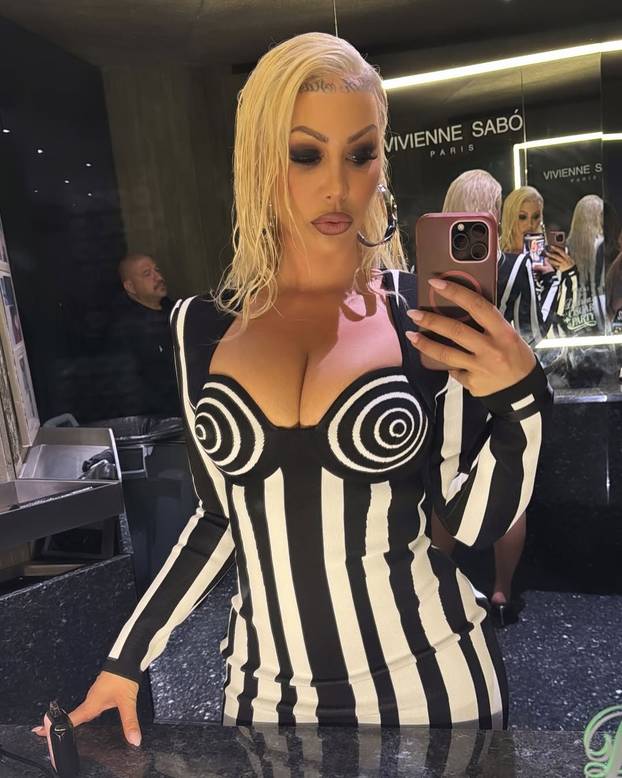 FOTO Bez tangica i grudnjaka u javnosti, spaja ih jedan čovjek: Sve su bile s Kanyeom Westom