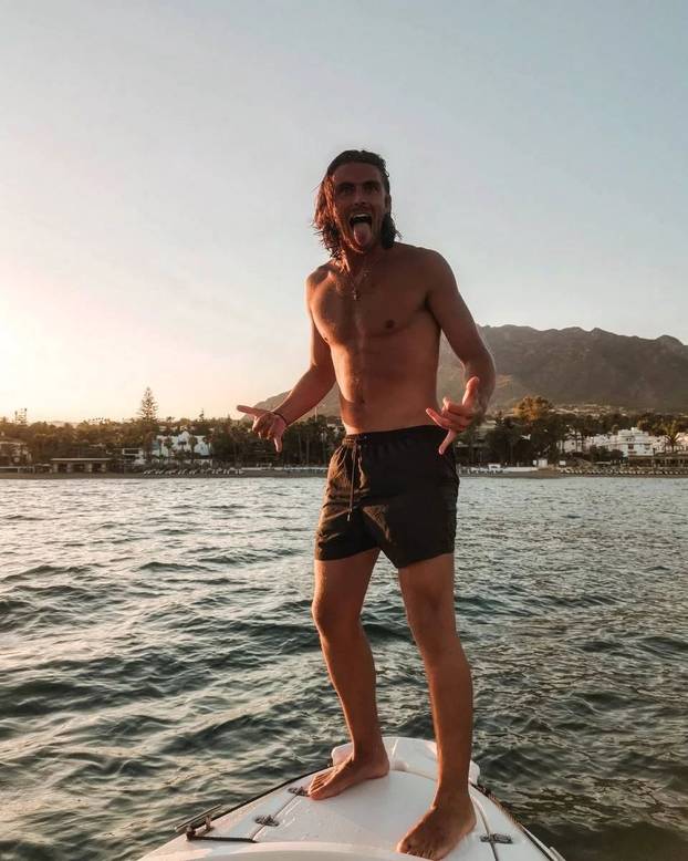 FOTO Sjećate se slatkog dječaka s Kinder čokolade? Matteo je danas uspješni ljepotan...