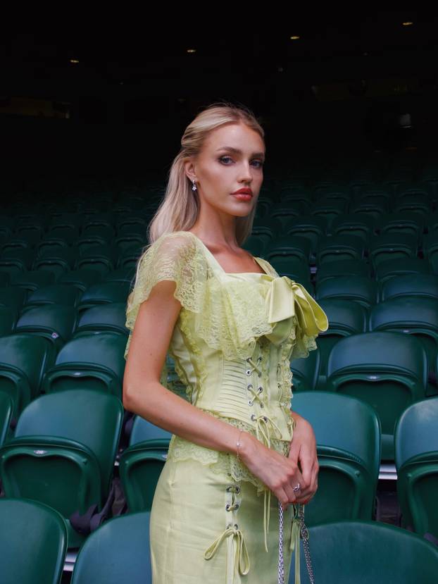 FOTO Zovu je 'najpoznatija žena u muškom tenisu', a sada joj se upliću u život: 'Znaš li ti za to?'