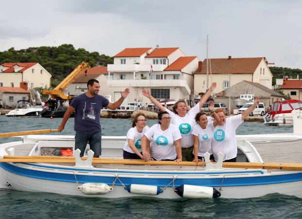 FOTO Ženska regata u Betini oduševila mještane i turiste