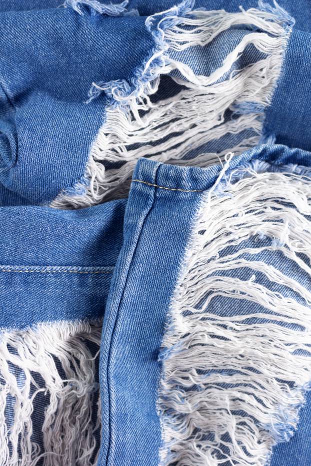 FOTO 12 stvari koje žene vole nositi, a muškarcima su odbojne