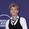 Machine Gun Kelly: 'Ne&cacute;u dugo biti na tulumu, idem svojoj k&cacute;eri. Moja svrha je biti otac...'