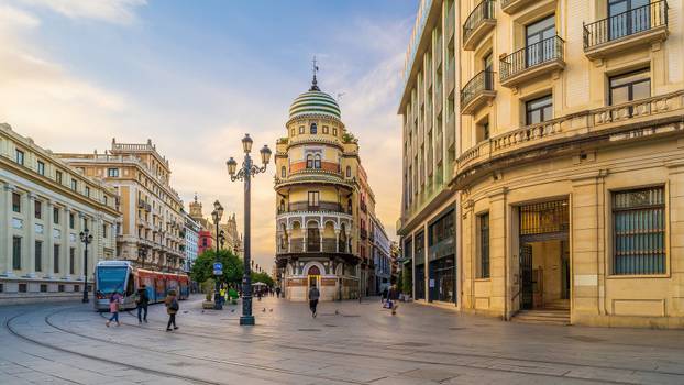  Shopping street in downtown Seville